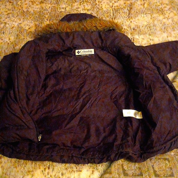 Columbia purple puffer ski jacket - Picture 6 of 6